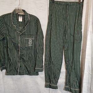 Pottery Barn Green Striped Harry Potter Slytherin Pajama Set